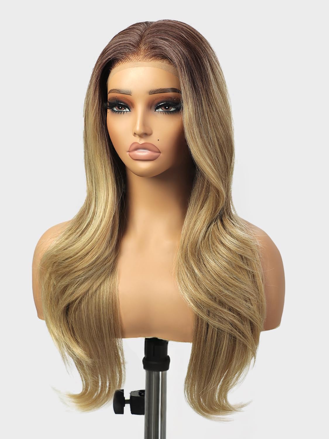 cuiud Blond 26-inch lace front wig front view with natural hairline and voluminous waves