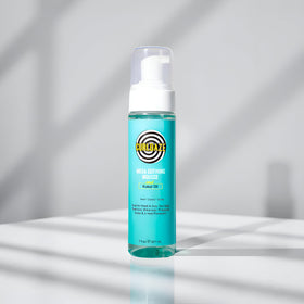 Curldaze mousse being applied to curls for smooth distribution and frizz control