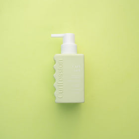 Moisture-lock technology visual emphasis on bouncy curls.