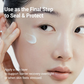 DA EFFECT Hydrating cream texture melts into skin with a weightless feel
