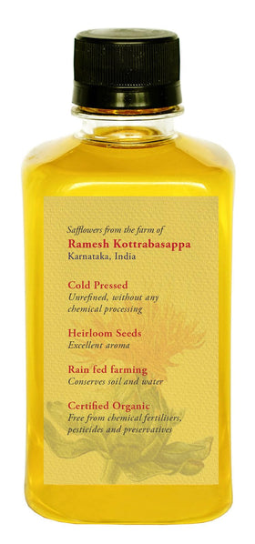 DAANA safflower oil dropper closeup for easy application