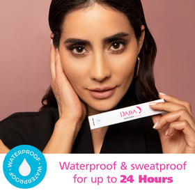 DABALASH mascara brush close-up with defined curl and lift.