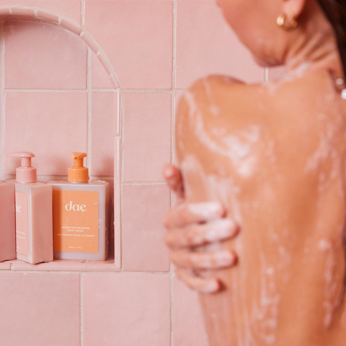 DAE Signature Beaming Body Wash recyclable packaging signals eco-friendly choice