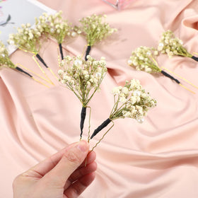 Daifunli dried gypsophila hair pin in white, lightweight wear.
