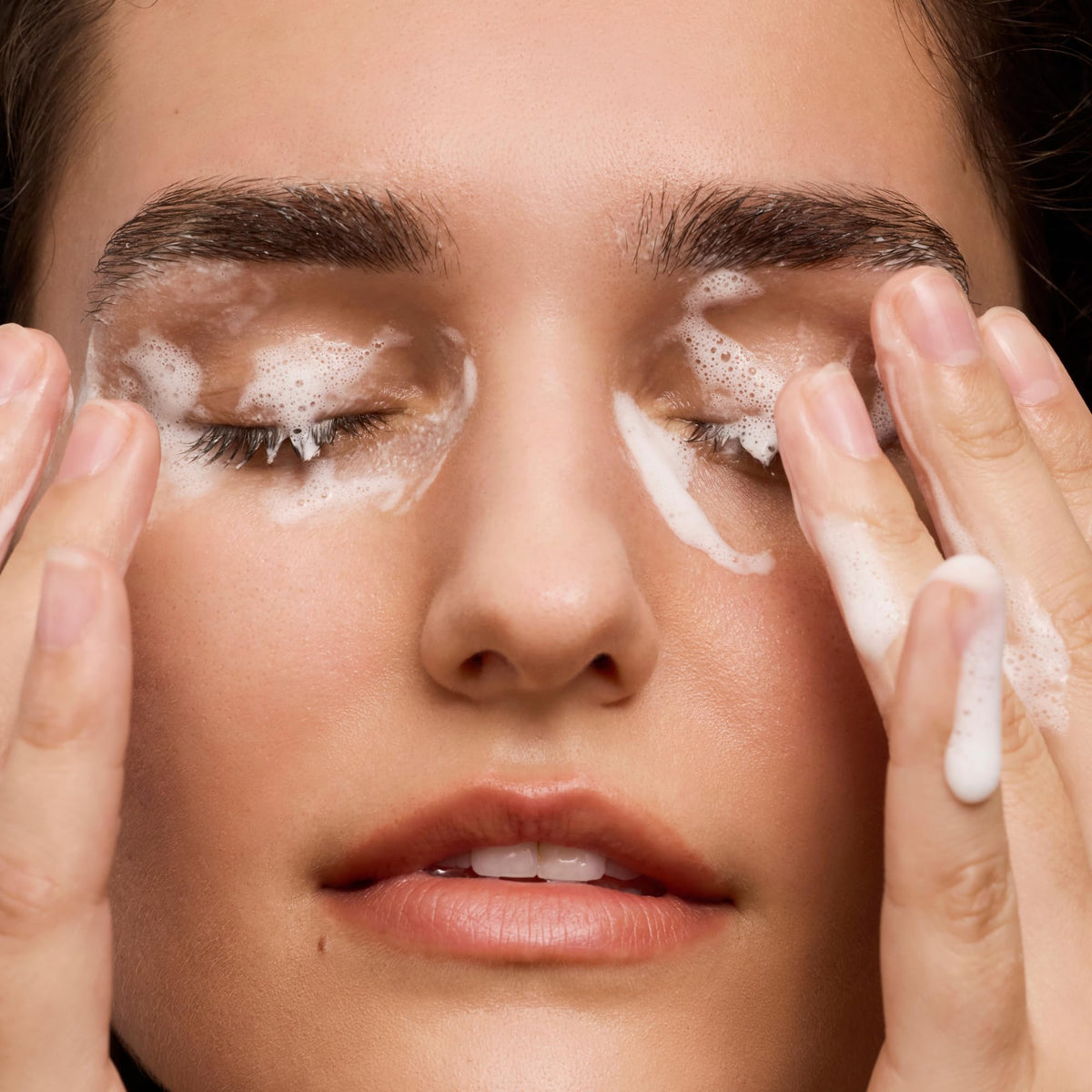 Daily Practice Dr. B Purifying Foam Cleanser ideal for morning and evening eyelid care.