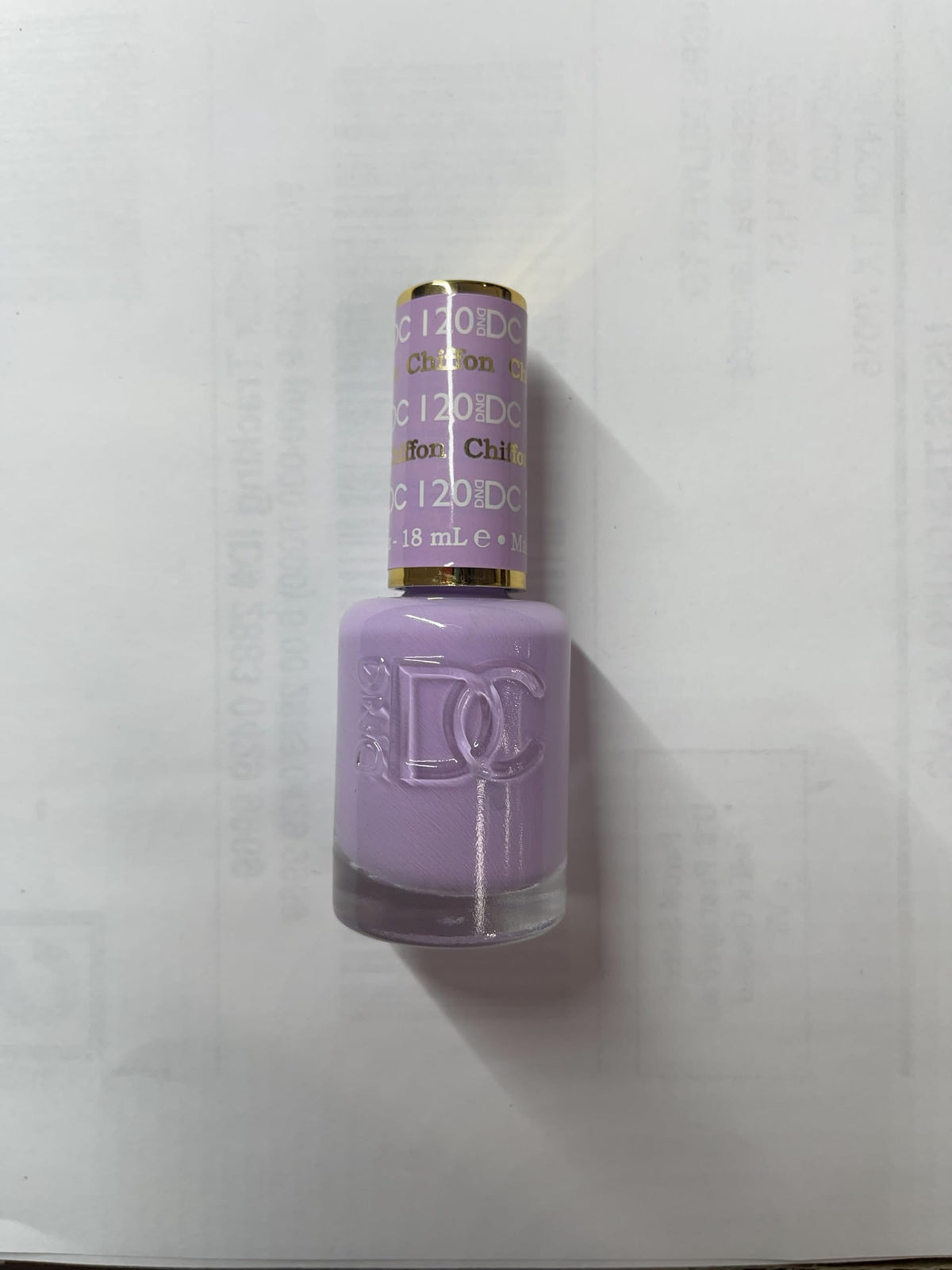 DAISY DND DC duo pack supports simple at-home manicure setup.