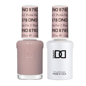 DAISY DND Picnic For 2 gel polish bottle front shows true color and rich finish.