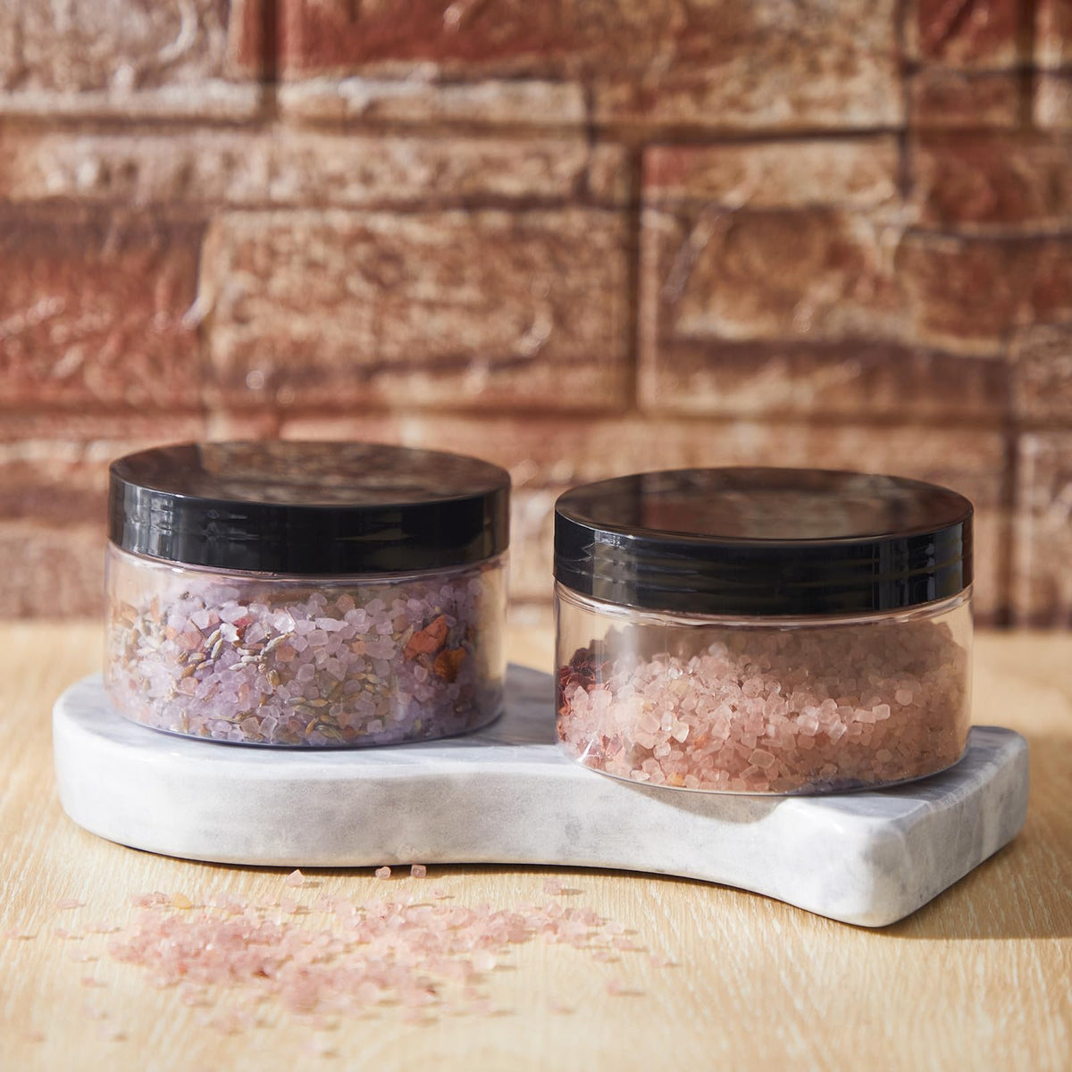 Dandat label set for cream and lotion to simplify sorting