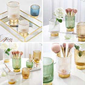 DASITON glass brush cup keeps vanity surfaces neat and easy.