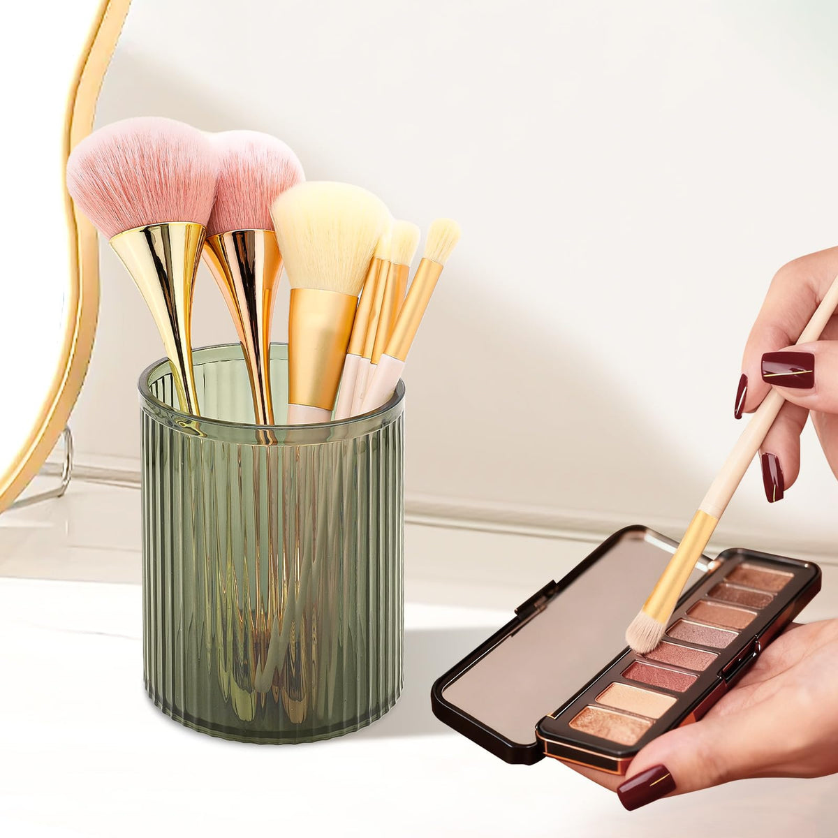 DASITON vanity organizer for brushes and cosmetics, offering a clear view of contents at a glance.