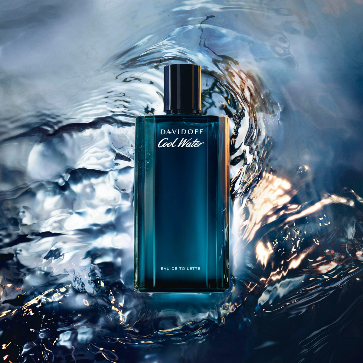 Davidoff Cool Water spray action demonstrates easy application for day-long freshness.