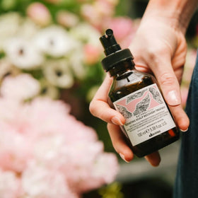 Davines Elevating Scalp Recovery packaging box with product details