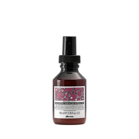 Davines Naturaltech Replumping bottle-pump makes application easy and controlled.