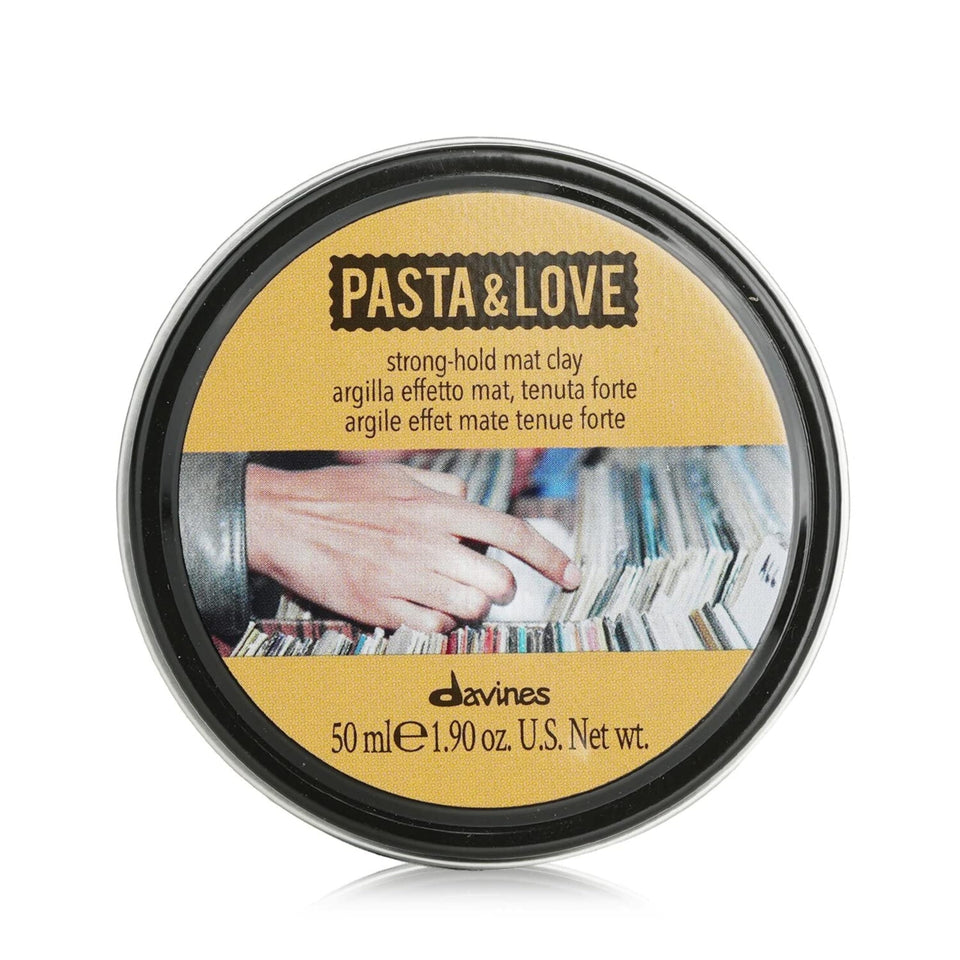 Davines Pasta & Love Styling Clay packshot highlighting strong hold and matte finish