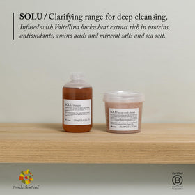 Texture close-up highlighting paste-like consistency and mineral notes.