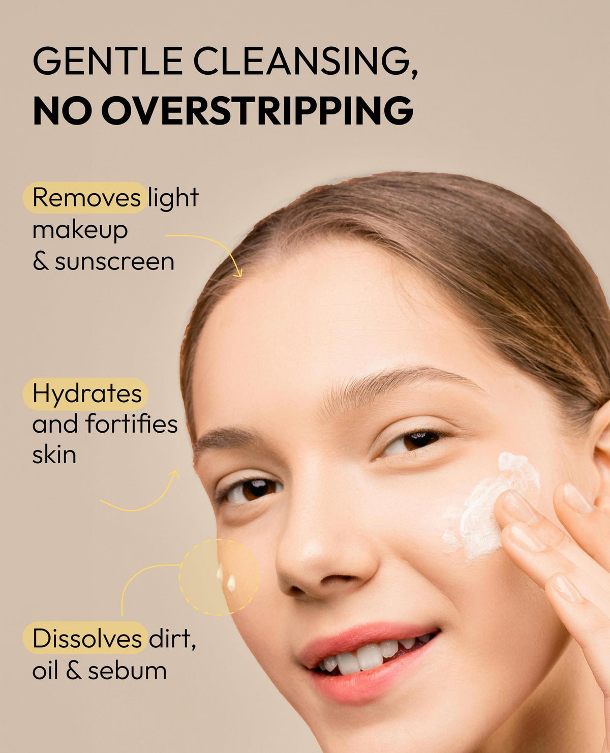 De:maf All Day Glow Cleanser texture close-up shows creamy milk for gentle cleansing.