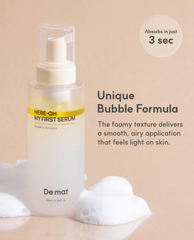 De:maf Hydrating Serum foam texture showing airy application.