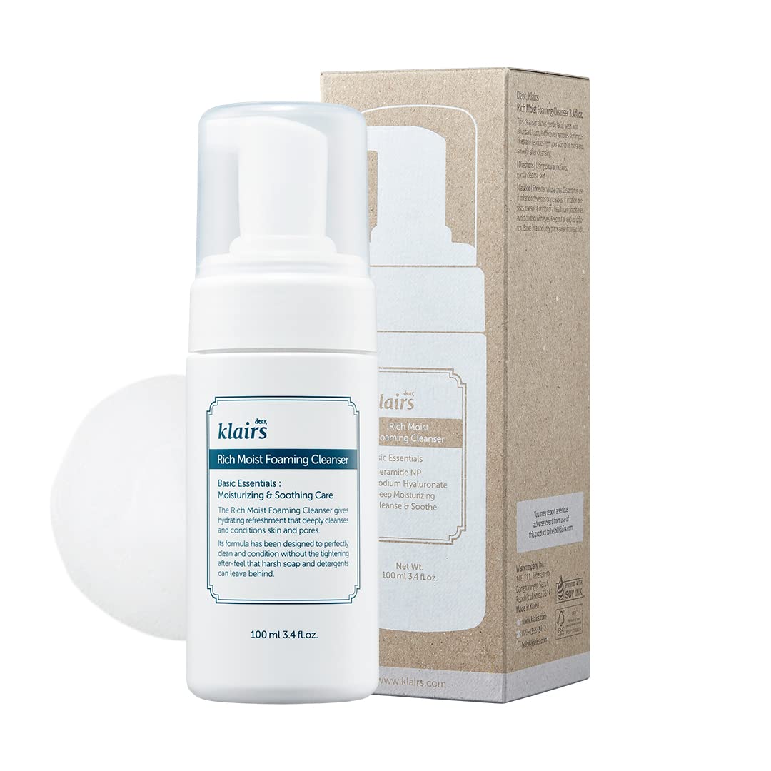 DearKlairs Rich Moist Foaming Cleanser packshot highlights gentle daily hydration and clean pores