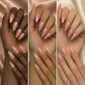 DeEnti Powder pairs with monomer for a smooth, consistent DIY manicure