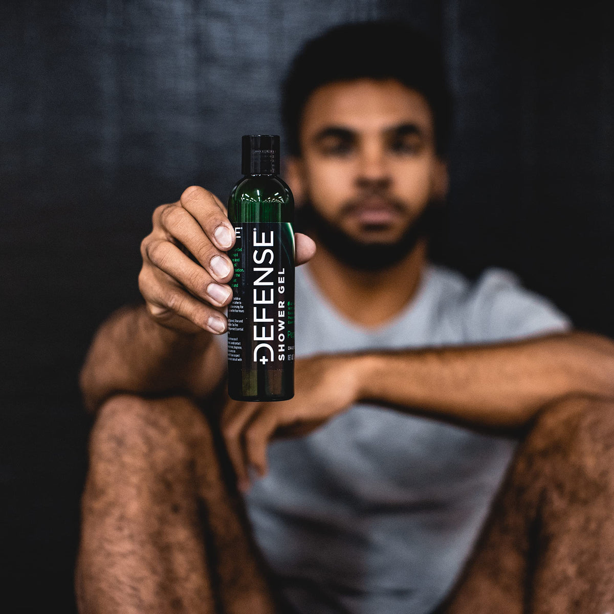 Defense Soap Peppermint Tea Tree Body Wash tea tree oil drops visual