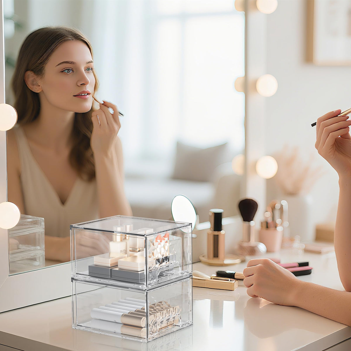 Delamu makeup organizer with clear texture keeps cosmetics visible and reachable.