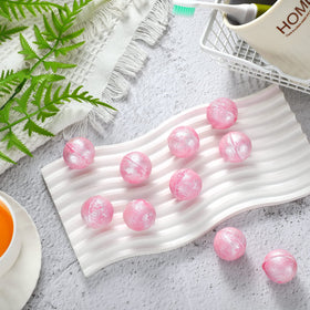 Demissle spa gift set pink bath bombs ideal for gifting.
