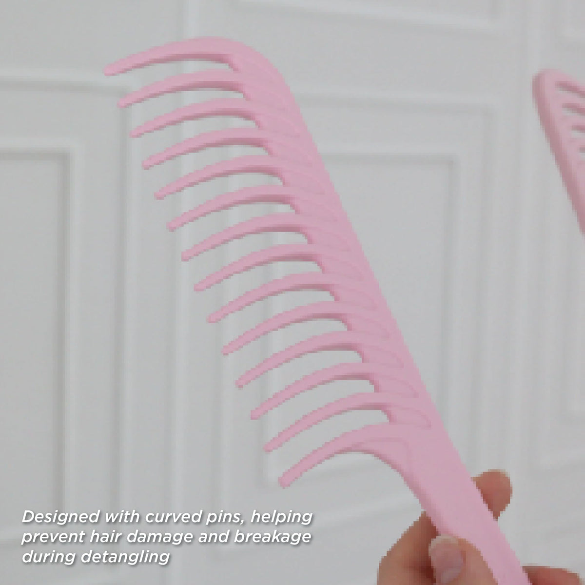 Denman D28 for all hair types from coils to waves