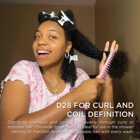 Denman D28 lightweight durable comb ideal for all hair types