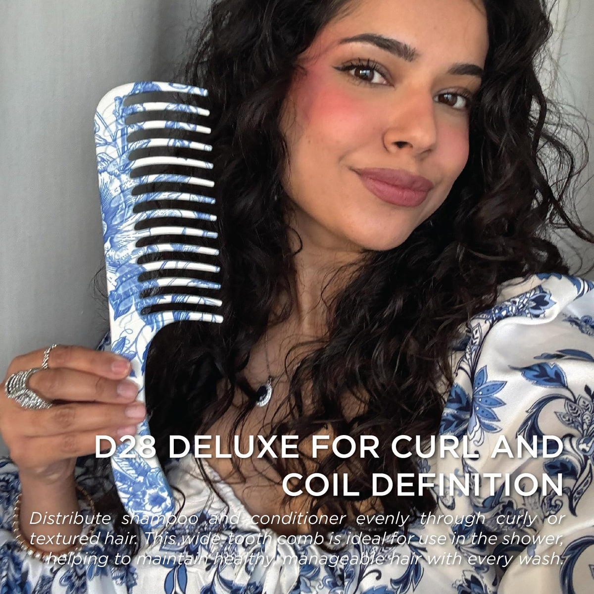 Premium Blue Belle packaging showcasing gifting-ready Denman D28 detangler.