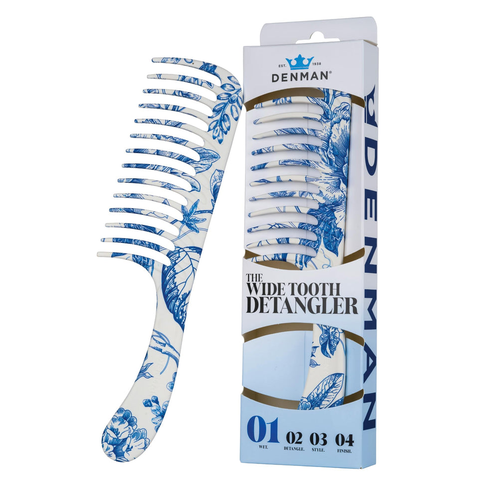 Denman D28 curved-pin close-up for gentle detangling on textured hair.