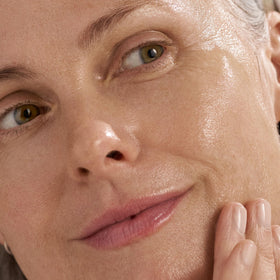 Dermalogica Phyto-Nature Serum texture swirl highlights a lightweight hydrating feel.