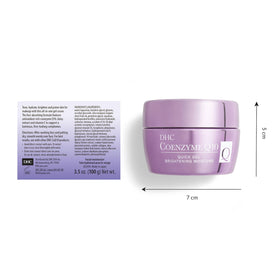 DHC CoQ10 Quick Gel being applied for lightweight moisture.