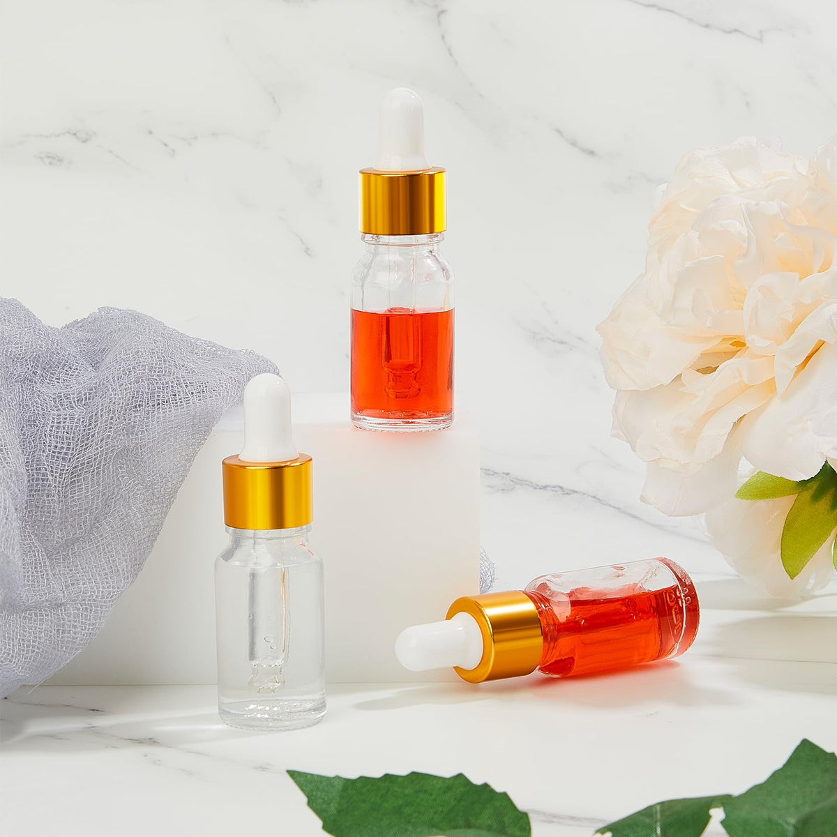 Didaey gold-cap mini glass bottles for liquids, ideal for gifting and travel