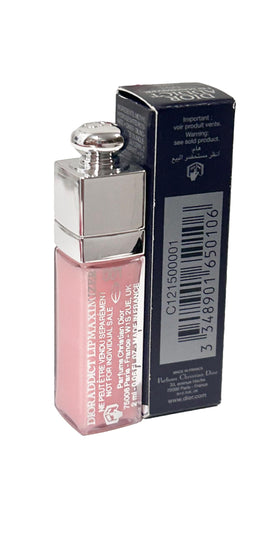 Dior Addict Lip Maximizer applicator brush close-up for precise application.