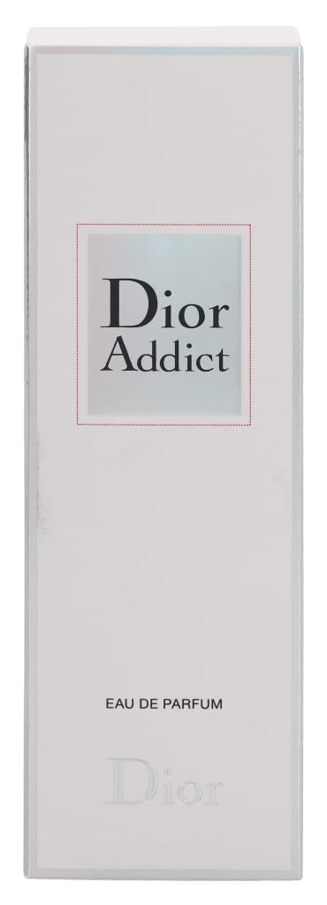 Dior Addict orange blossom top note close-up suggests fresh daytime allure.