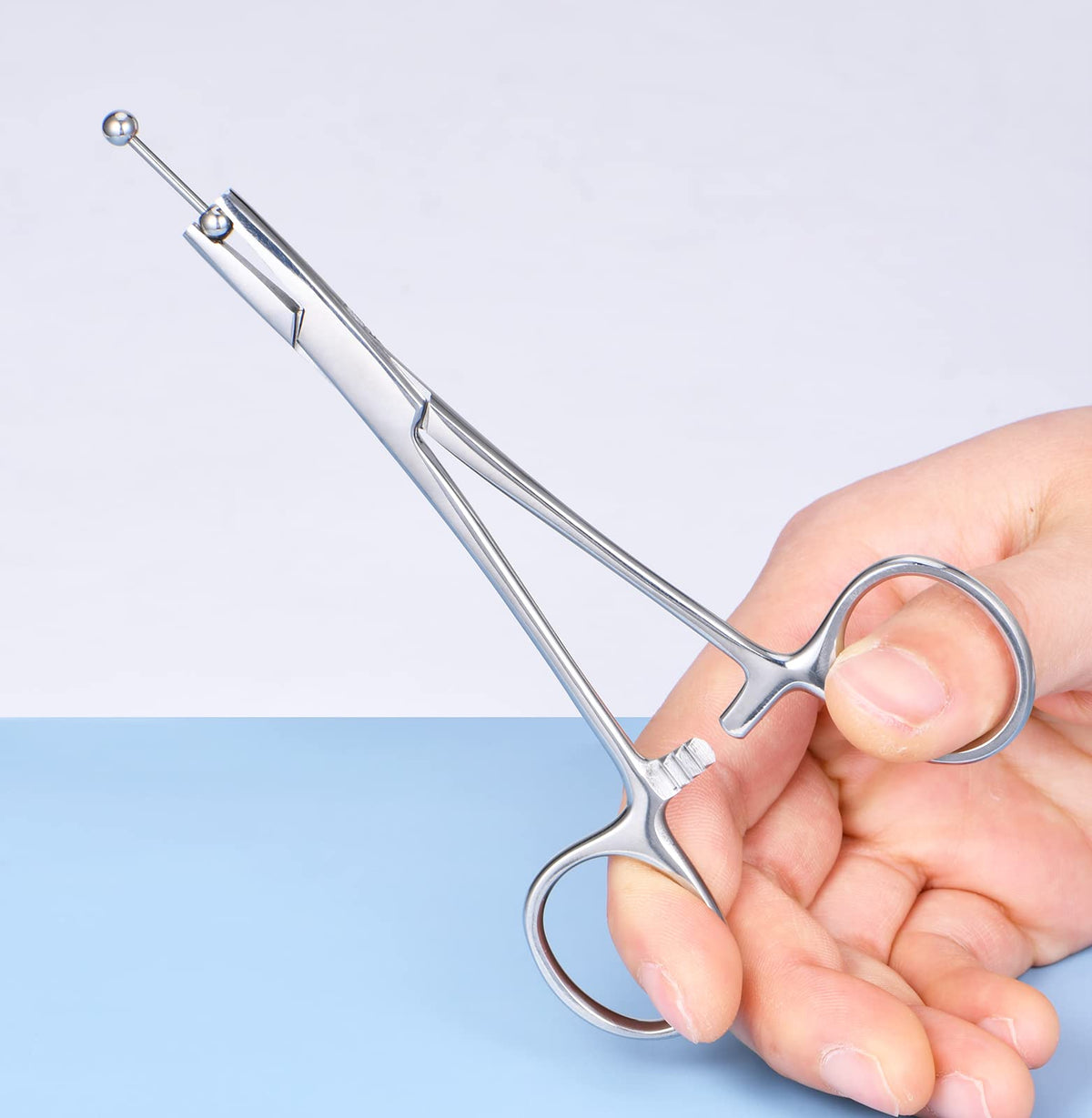 DJCIW screw-unscrew piercing tool for precise ball attachment