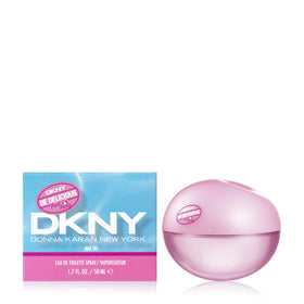 DKNY Be Delicious Pool Party Mai Tai bottle in sunlight for a fresh, summer-friendly vibe