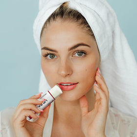 Dmsky lip balm bulk pack mint flavor offers cool, lasting hydration.