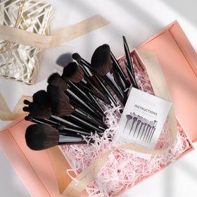 Docolor Obsidian brow detail brush for precise definition