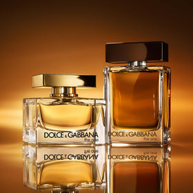 Dolce&Gabbana The One traditional-flacon-detail celebrates perfumery heritage.