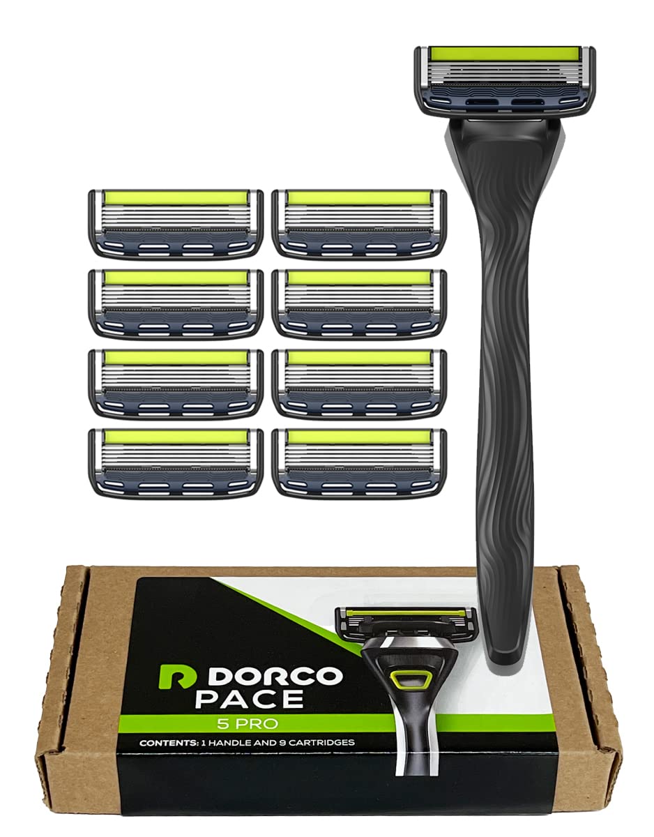 Dorco Pace 5 Pro handle close-up showing ergonomic grip for precise shaving.
