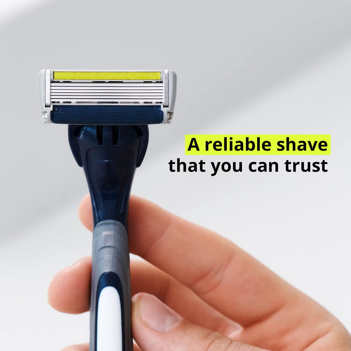 Trimmer detail on Dorco Pace 6 Plus for precise edges