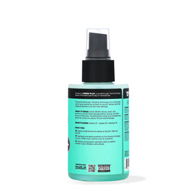 The Doux Drops Bonding Polish Spray nozzle close-up for precise application