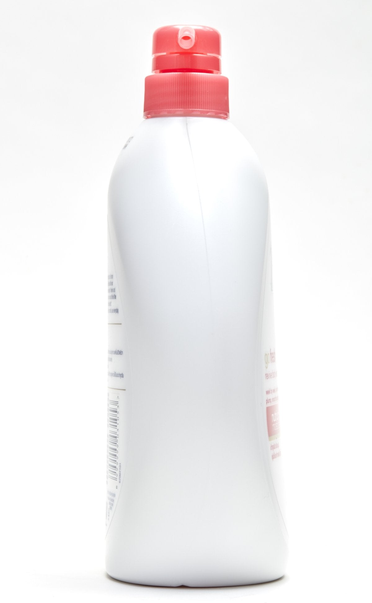 Dove Go Fresh Revive packaging 1 liter ideal for family bathrooms.