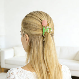 DPWCVM bell orchid clip adds refined sparkle for special occasions.