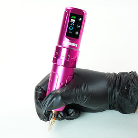 Dragonhawk L3 32 mm ergonomic grip enhances hand comfort during sessions.