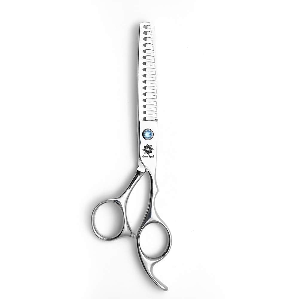 Dream Reach thinning shears ergonomic handle in use for comfortable cuts