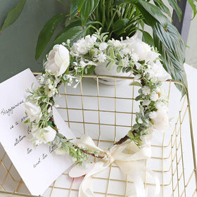 DreamLily adjustable floral headband for easy wear and versatile looks