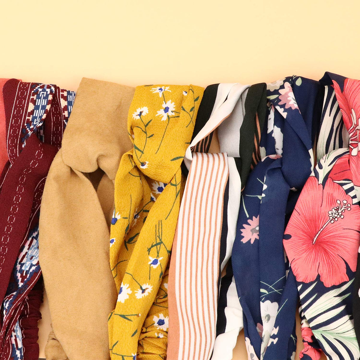 DRESHOW gift-ready headbands offer versatile styling for friends and family.