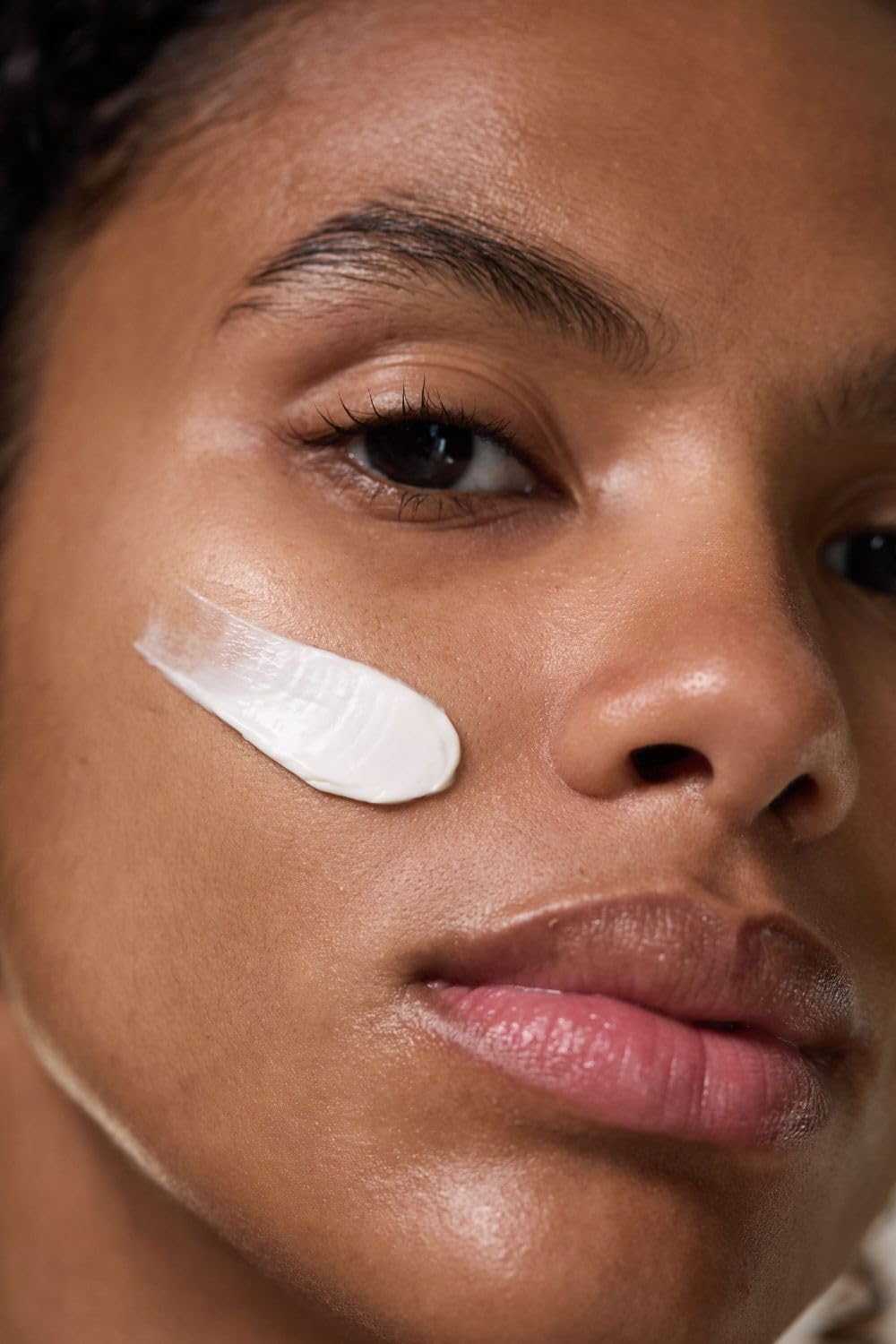 Dr Hauschka Hydrating Cream Mask being applied to the face for soothing hydration
